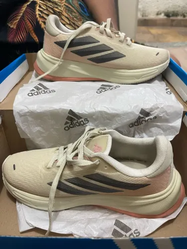 Tênis Adidas