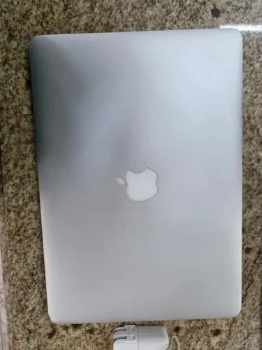 MacBook Air modelo A1466