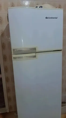 Vendo geladeira.
