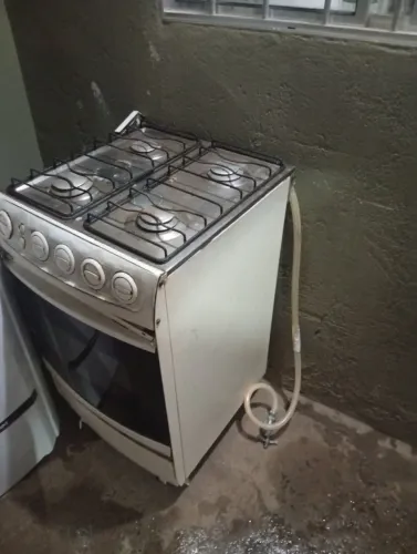 Vendo fogão usado