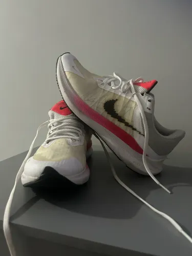 Nike Zoom Winflo 8