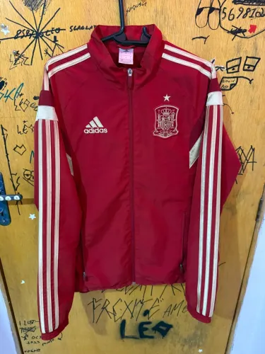 Conjunto adidas hino Espanha