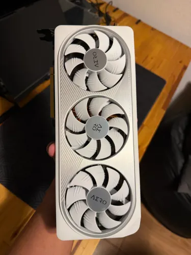 Rtx 4070 12gb Aero Gigabyte na garantia até 11/2027
