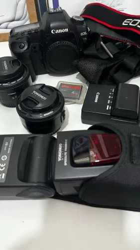 Kit câmera profissional Canon + acessórios
