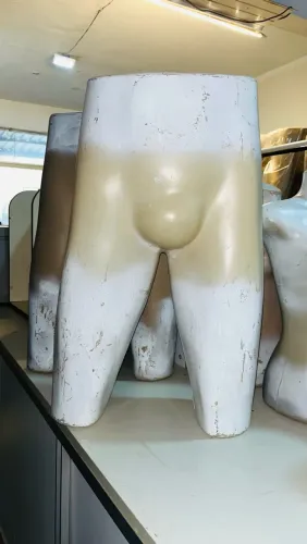 Quadril masculino usado