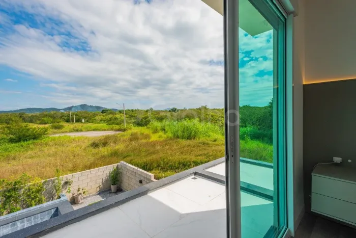 Casa para Venda em Florianópolis, Vargem Grande, 3 dormitórios, 3 suítes, 5 banheiros, 2 v