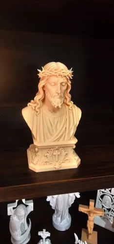 estatua busto de jesus realista