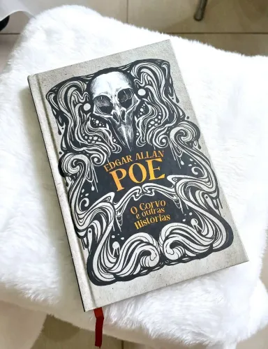 Livro O Corvo e Outras Histórias - Edgar Allan Poe