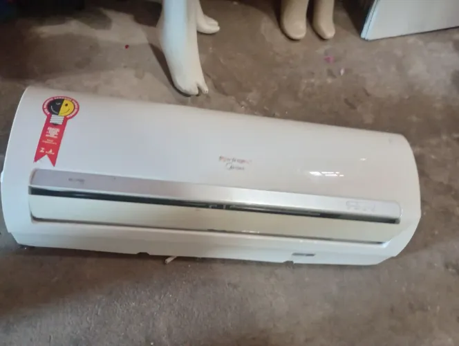 Ar-condicionado entrego com instalação.