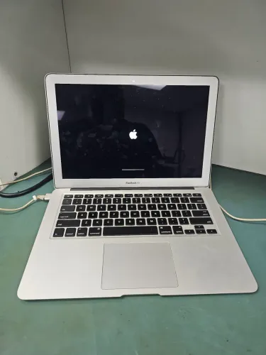 Macbook Air 2012, para conserto ou retirada de peças