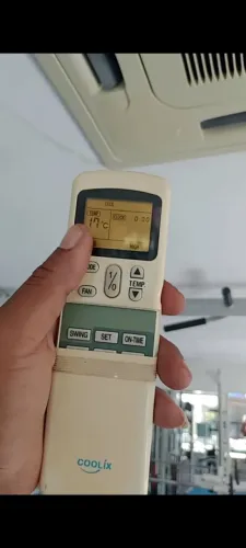 Ar condicionado de teto
