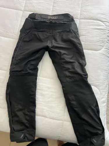 Calça impermeável x11 versa