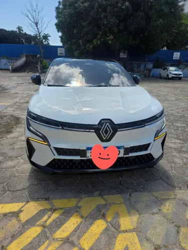 Renault Megane E-tech (elétrico) 2024