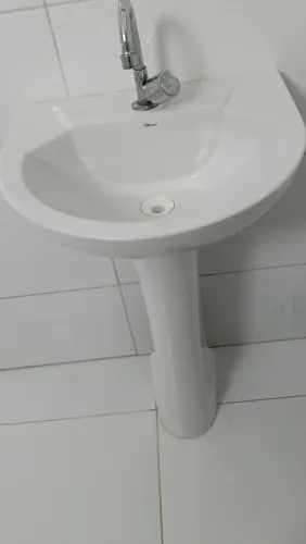 Vendo Pia de Banheiro