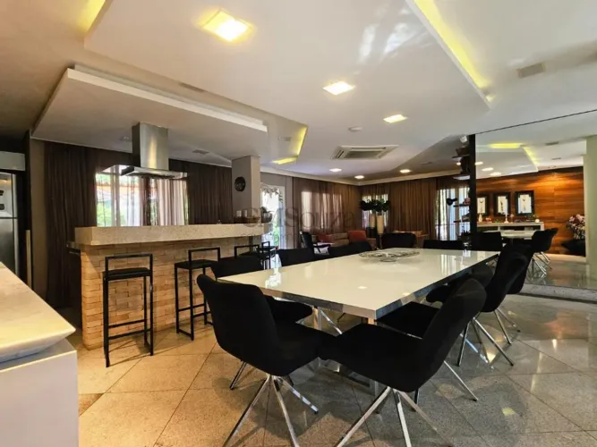 Casa para alugar com 8 quartos / 7 suites e elevador privativo, lazer completo no Bairro K