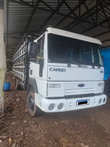Ford cargo 815