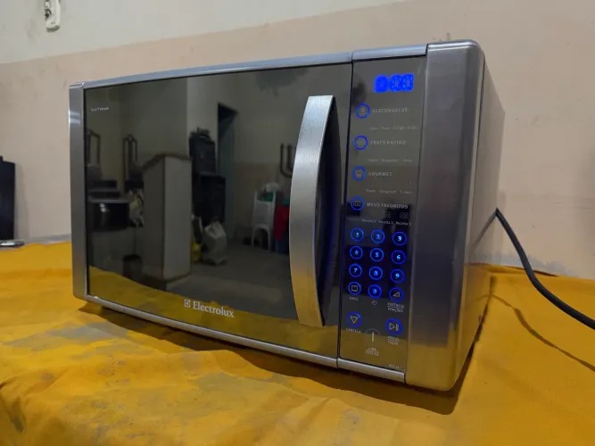 Microondas Electrolux espelhado! Aço inox