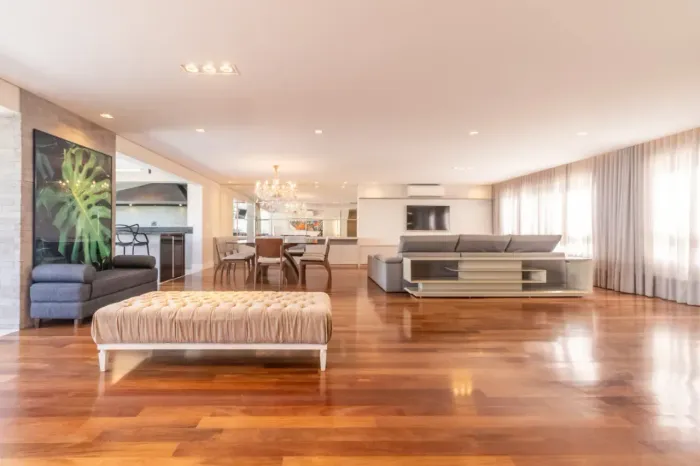 LES JARDINS - 310 m2 COM 4 SUÍTES, PORTEIRA FECHADA (MOBILIADO), INFRAESTRUTURA COMPLETA .