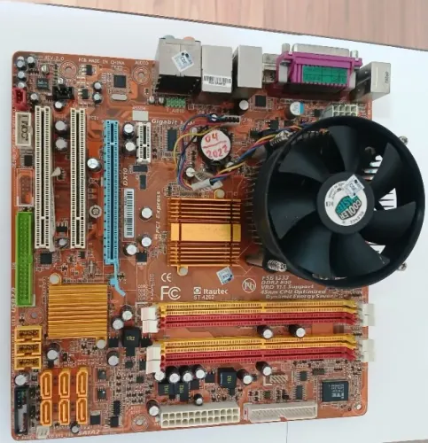 PLACA MÃE ITAUTEC-ST 4262 - LGA 775 + 8 GB Memoria RAM + Placa Vídeo GE Force- Funcionando
