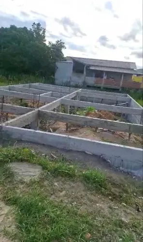 Terreno 15x30 com alicerce