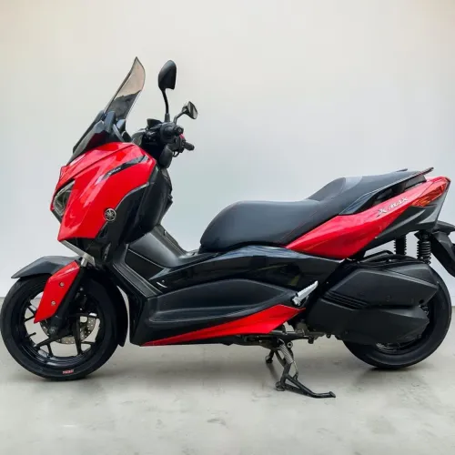 Yamaha Xmax 250 baixa KM !