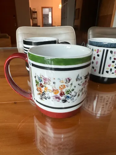 Caneca pintada a mão