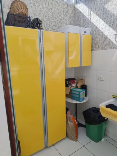 Armário para lavanderia