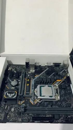Placa mãe Asus + Processador i5 oitava geração