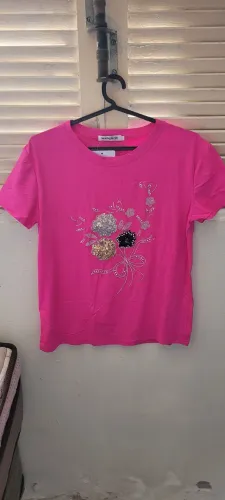Camisetas feminina tamanho M.