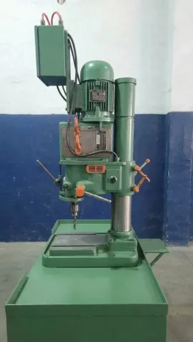 Furadeira de Coluna Industrial com Bancada