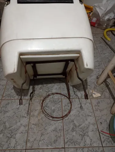 Vendo baú de motocicleta