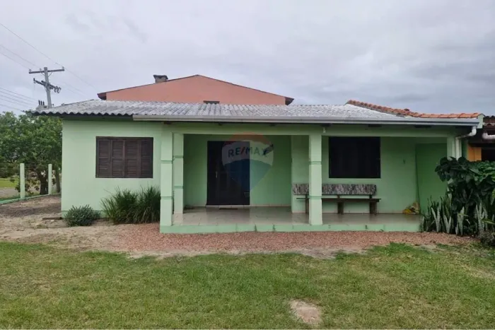 Excelente Casa à Venda no Balneário Presidente  Imbé/RS