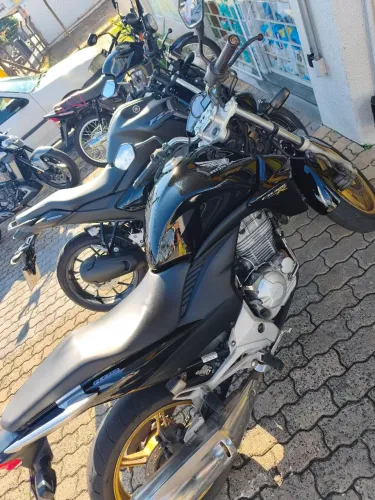 Ronda CB 300