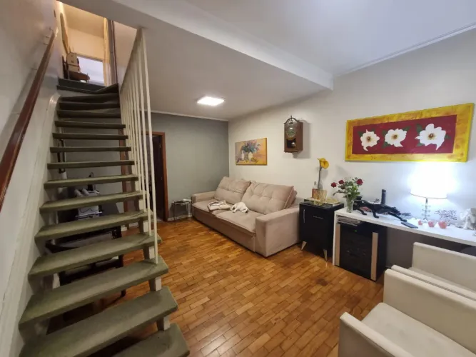 Sobrado para venda em Parque Residencial da Lapa com 3 quartos, sendo 1 suíte , 155m²