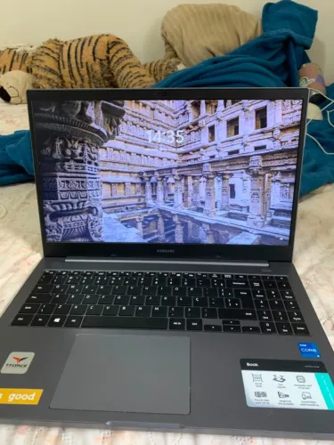 Samsung Book NP550XDA-KF2BR