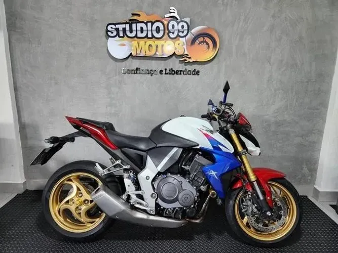 HONDA CB1000R  2015