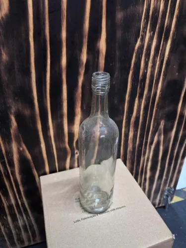 Garrafas de Cerveja 750ml Transparente Rosca -- Lote com 400 unidades