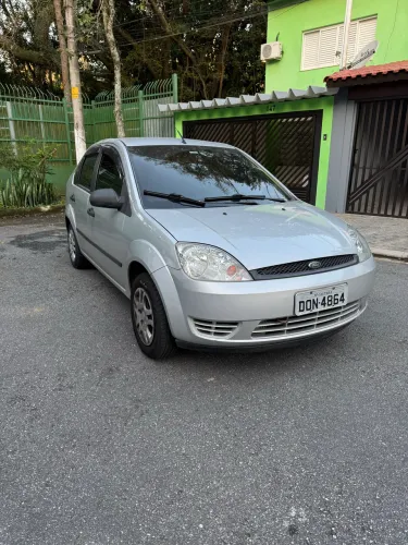 Ford Fiesta Sed. 1.6 8V Flex 4P 2005