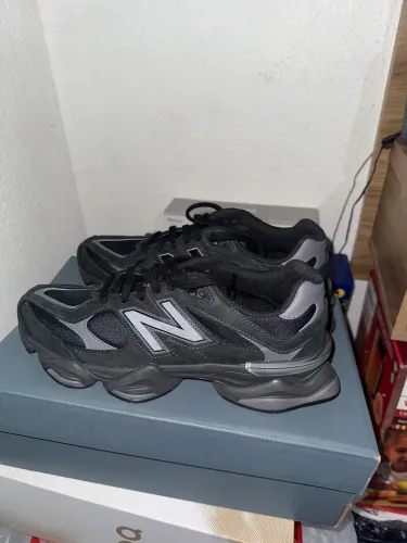 New balance 9060