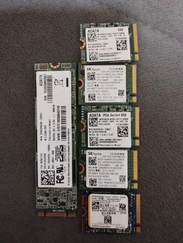 5 NVME 256gb, 1 M2 SATA 256gb