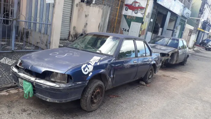 Monza para retirada de peças 