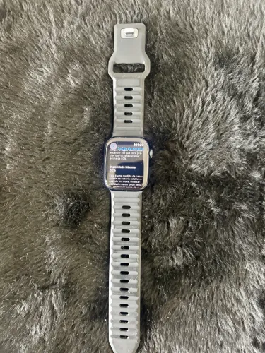 Apple Watch Series 7 Nike