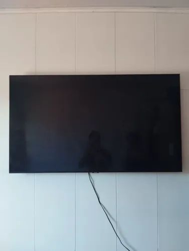 Tv Samsung Cristal 55 polegadas COM TELA DANIFICADA.