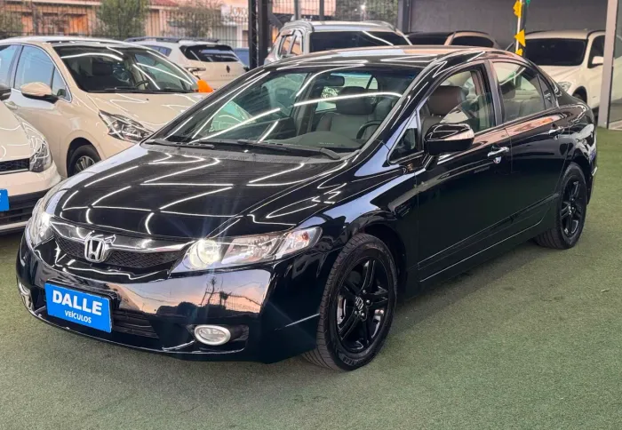 Honda Civic Sedan EXS 1.8/1.8 Flex 16V Aut. 4P 2011