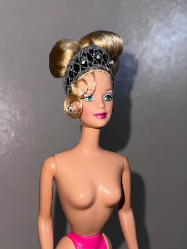 Boneca Barbie Holiday 1998 Pelada 