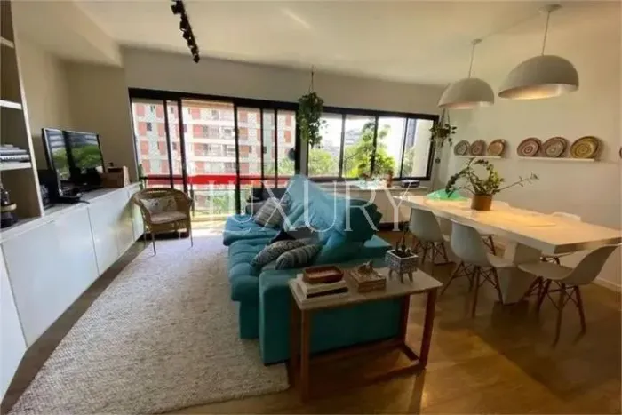 Apartamento com 113 m², 3 quartos sendo 1 suíte à venda no bairro Pinheiros.