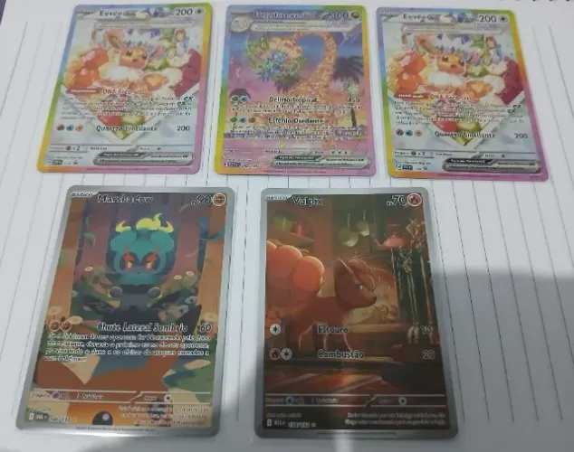 Cartas Pokémon Eevee, Exeggutor, Vulpix e Marshadow