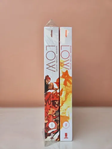 Coleção Completa LOW (Vols. 1 e 2) - Oversized Hard Cover - Image Comics - Importado