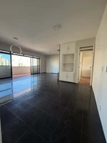 Alugo apt no tiburcio cavalcante