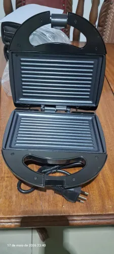 Grill e Sanduicheira Ultra